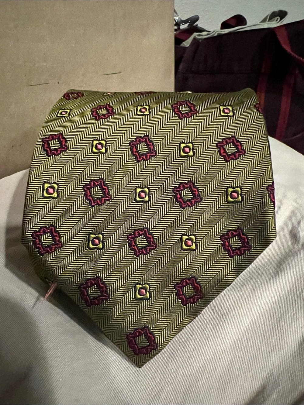 Men's ETRO MILANO necktie.